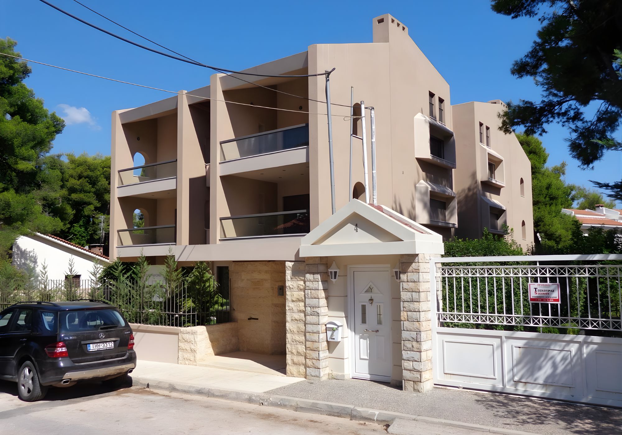 ΚΑΤΟΙΚΙΑ ΔΡΟΣΙΑ